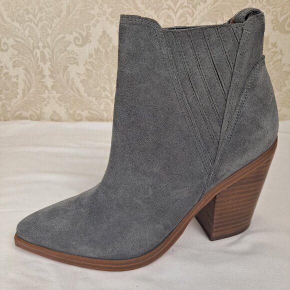 Marc Fisher Gadri 7M Gray Suede Booties Pointed Toe Chunky Heel Pull On NWOT - Picture 2 of 13